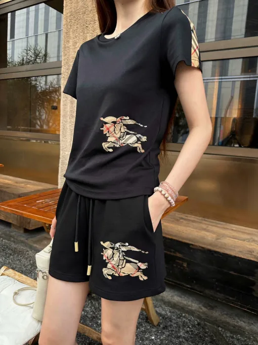 Bestseller Burberry Kurzarm Weiß Bestickter Stil
