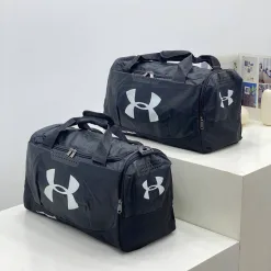 Premium Under Armour Sporttaschen Classic Collection