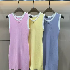 Chanel Weste in Premiumqualität, rosa Strick, Strass-Stil