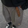 Luxuriöse Louis Vuitton Shorts aus Wildleder im klassischen Stil