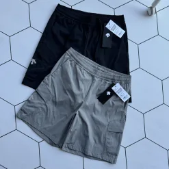 Hochwertige Descente Shorts Black Urban Collection