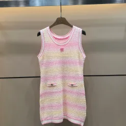 Luxus Chanel Weste Rainbow Knit Kollektion