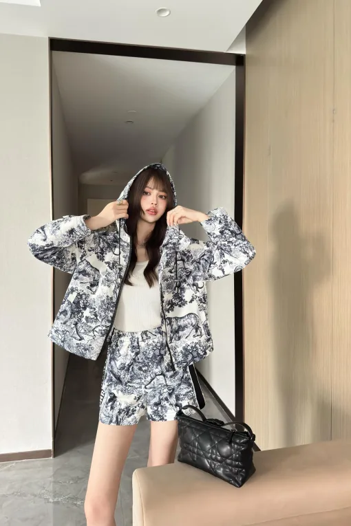 Bestseller Dior Shorts Print Style