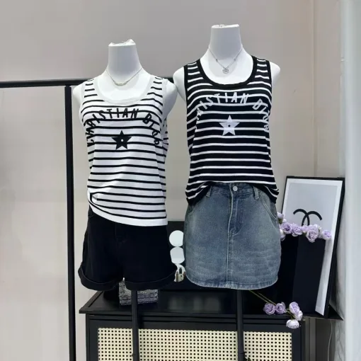 Hochwertige Dior Weste in weißem Strickdruck, Luxus