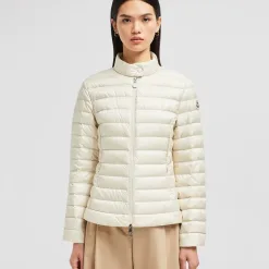 Premium Moncler Daunenjacken Schwarz Classic Collection