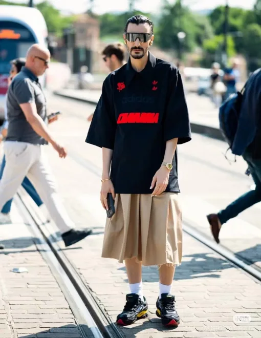 Hochwertiges Adidas Kurzarm-Schwarz-Luxus
