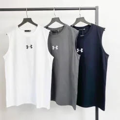 Luxus-Kurzarmshirts von Under Armour aus schwarzer Baumwolle