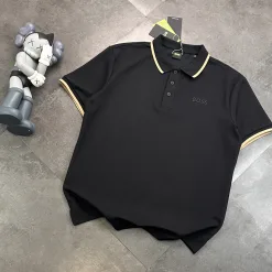 Hochwertige Boss Kurzarm-T-Shirts aus schwarzer Baumwolle mit Stickerei