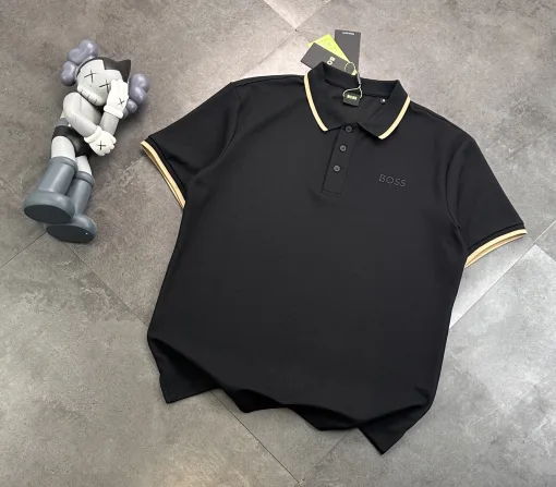 Hochwertige Boss Kurzarm-T-Shirts aus schwarzer Baumwolle mit Stickerei