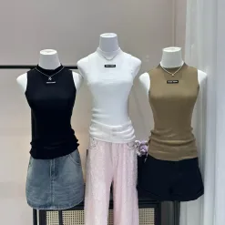 Hochwertige Miu Miu Weste aus schwarzer Stricklogo-Kollektion