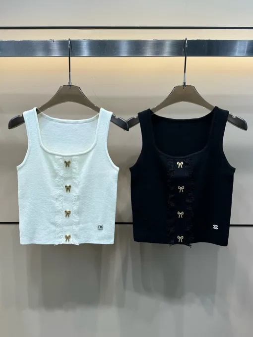 Premium Chanel Weste in weißem Strickstil