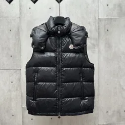 Premium Moncler Daunenjacken Schwarz Nylon Solid Luxury