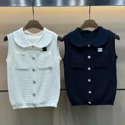 Hochwertige Chanel-Weste aus weißer Strickkollektion