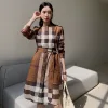 Hochwertiges Burberry-Hemd im Karo-Stil