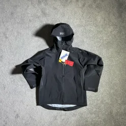 Premium Qualität Helly Hansen Jacken Schwarz Elegant Luxus