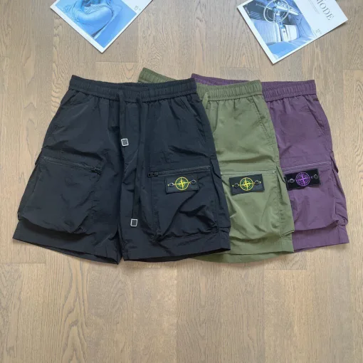 Bestseller Stone Island Shorts im schwarzen Stil