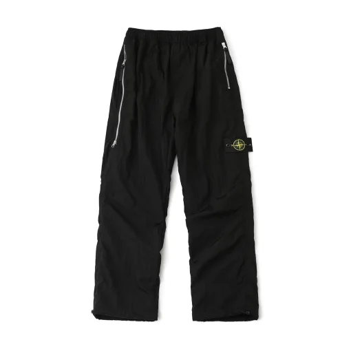 Hochwertige Stone Island-Hose in schwarzem Nylon mit Logo