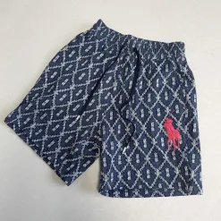 Luxuriöse Ralph Lauren Shorts in Rot, atmungsaktiver Stil