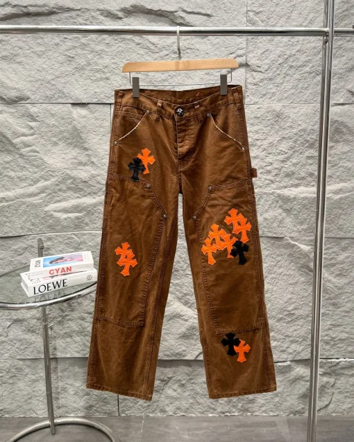Hochwertige Chrome Hearts Jeans Kollektion aus braunem, gewaschenem Leder