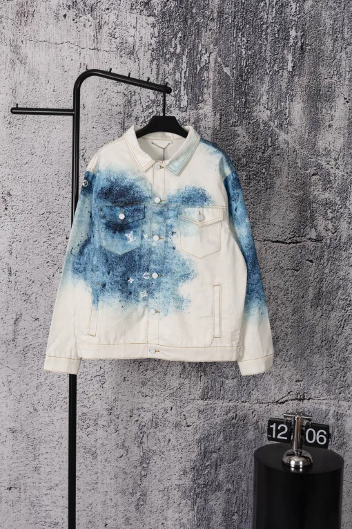 Luxus-Jacken von Louis Vuitton im Blue Denim Washed Style