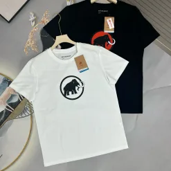 Mammut Kurzarmshirt in Premiumqualität im schwarzen Logo-Stil
