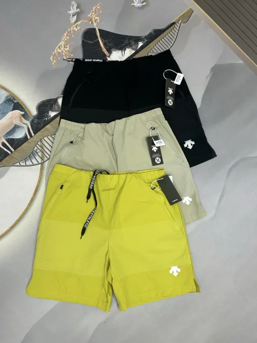 Hochwertige Descente Shorts Schwarz Atmungsaktiv Luxus