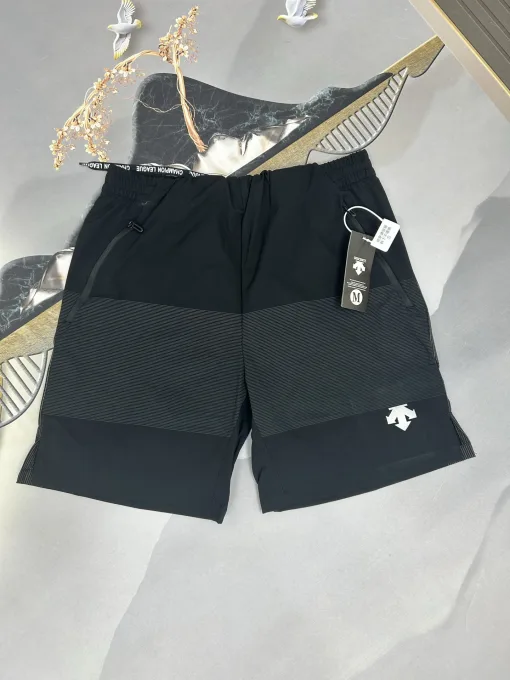 Hochwertige Descente Shorts Schwarz Atmungsaktive Kollektion