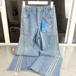 Bestseller Adidas Jeans Blau Baumwolle Klassischer Stil