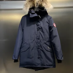 Bestseller Canada Goose Mäntel im weißen Fleece-Stil