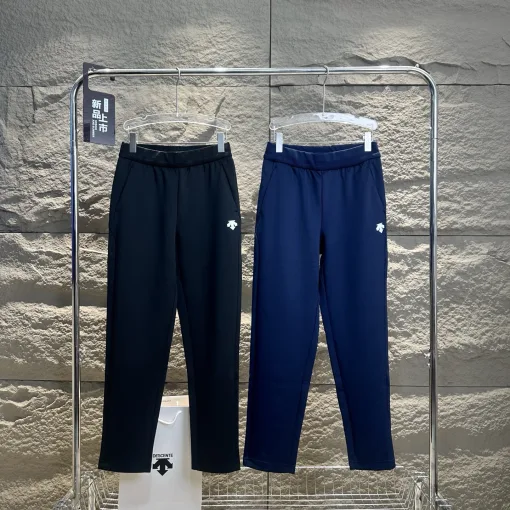Luxuriöse Descente-Hose aus schwarzem Fleece im klassischen Stil
