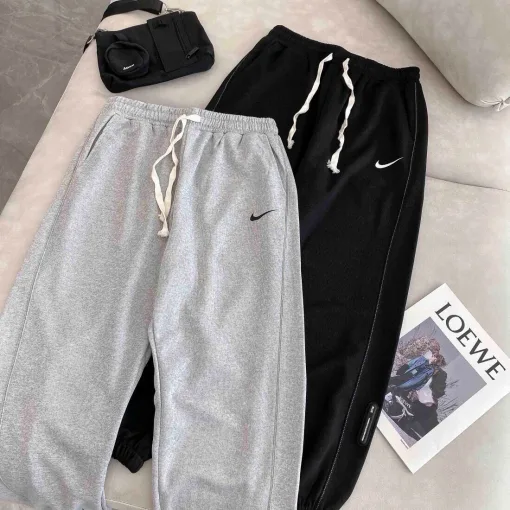 Hochwertige Nike Hosen Black Collection