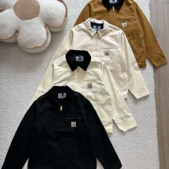 Luxuriöse Carhartt Langarmhemd im klassischen Stil aus schwarzem Canvas