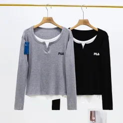 Hochwertiger Fila Langarm-Sweatshirt in Schwarz mit atmungsaktivem Stil