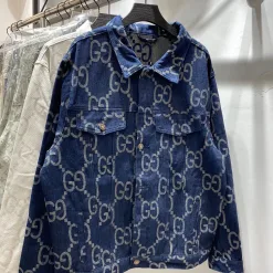 Hochwertiger Gucci-Mantel im elfenbeinfarbenen Denim-Jacquard-Stil