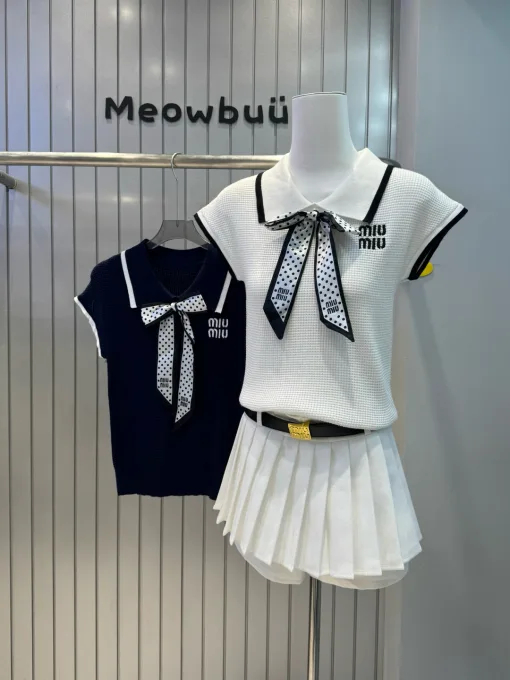 Hochwertige Miu Miu Weste im Weiß-Stil