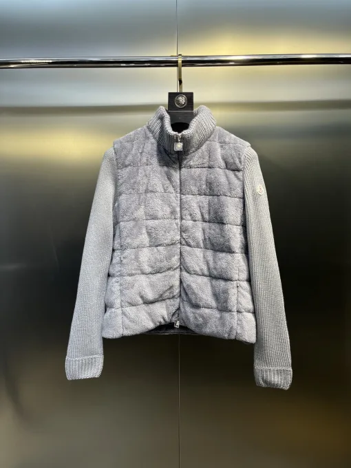 Bestseller Moncler Daunenjacke Schwarz Classic Collection