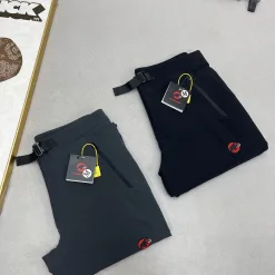 Luxus-Hose von Mammut Black Calf Breathable Collection