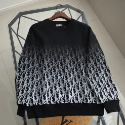 Hochwertige Dior Sweatshirts aus schwarzer Baumwolle im Logo-Stil