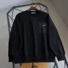 Hochwertige Prada Sweatshirts Schwarz Baumwolle Klassischer Stil
