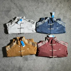 Luxus Adidas Mäntel Navy Wildleder gestreift Kollektion