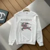 Hochwertige Burberry Sweatshirts im schwarzen bestickten Stil