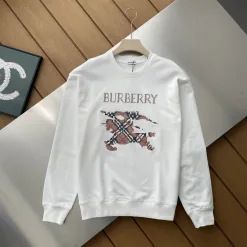 Hochwertige Burberry Sweatshirts im schwarzen bestickten Stil
