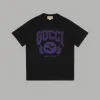 Bestseller der Gucci-Kollektion mit kurzen Ärmeln und schwarzem Print