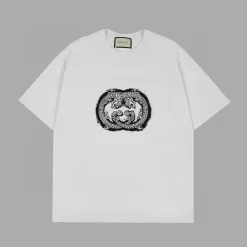 Bestseller der Gucci-Kollektion mit kurzen Ärmeln und weißem Print