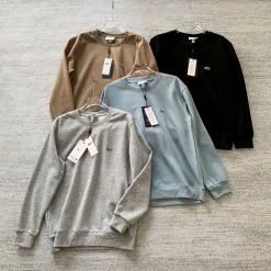 Premium Lacoste Langarmshirt Khaki Baumwolle Klassisch Luxus