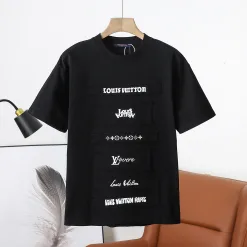 Luxuriöse Louis Vuitton Kurzarm-Kollektion mit schwarzer Baumwollstickerei
