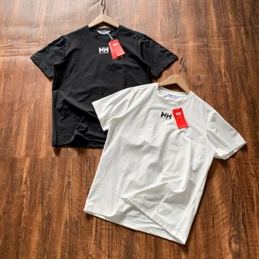 Bestseller: Helly Hansen Kurzarmhemd in Schwarz, klassische Kollektion