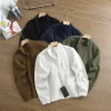 Luxuriöses Langarmshirt von Lululemon im marineblauen Polyester-Stickerei-Stil