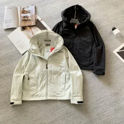 Bestseller Helly Hansen Mantel Black Urban Collection