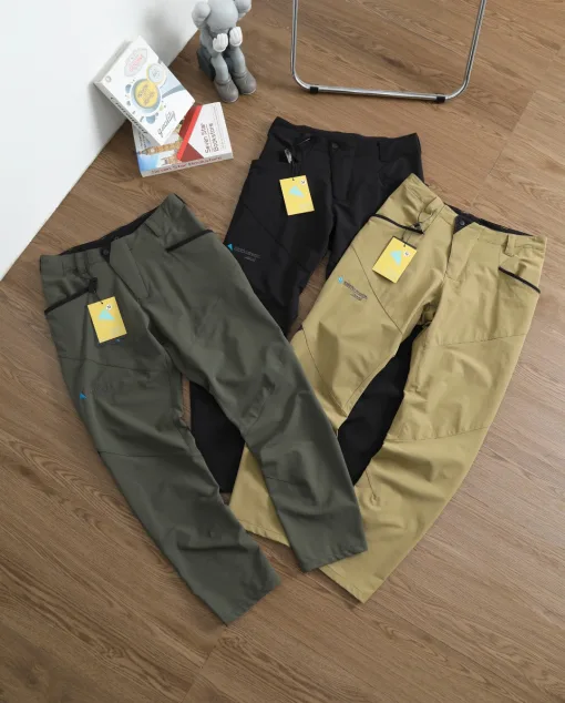 Hochwertige Ami-Hose, schwarzer Polyester-Stickerei-Stil